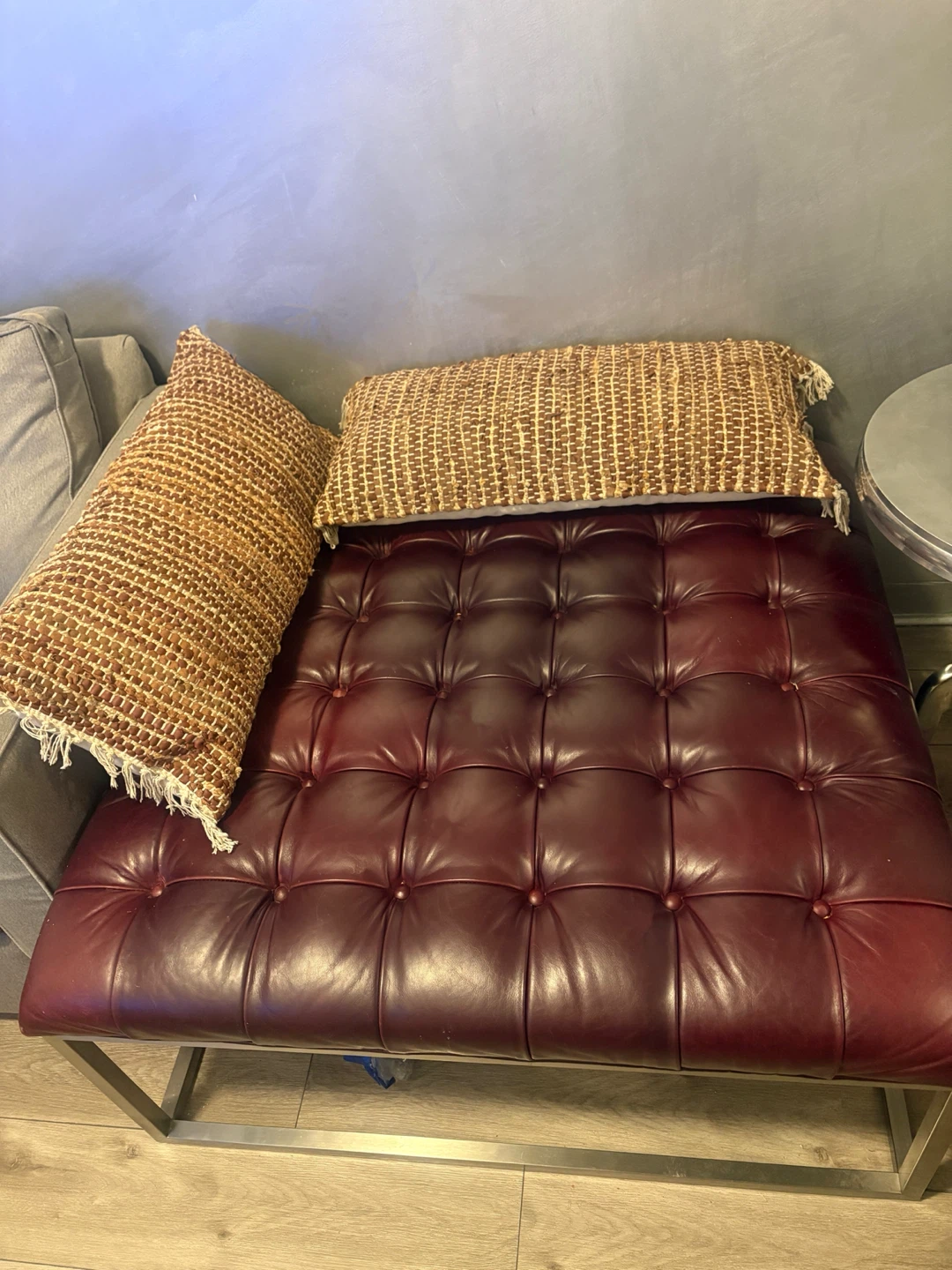 Tufted Upholstered Ottoman/Bench