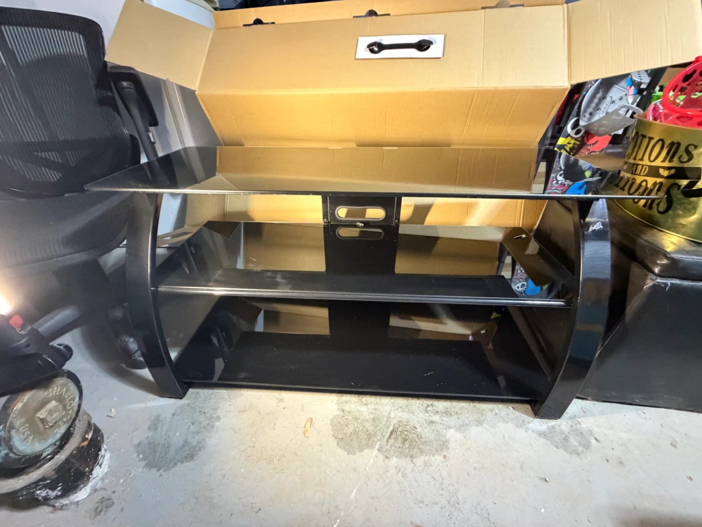 Bell’O Black Glass TV Stand – 42” Entertainment Center - photo 5