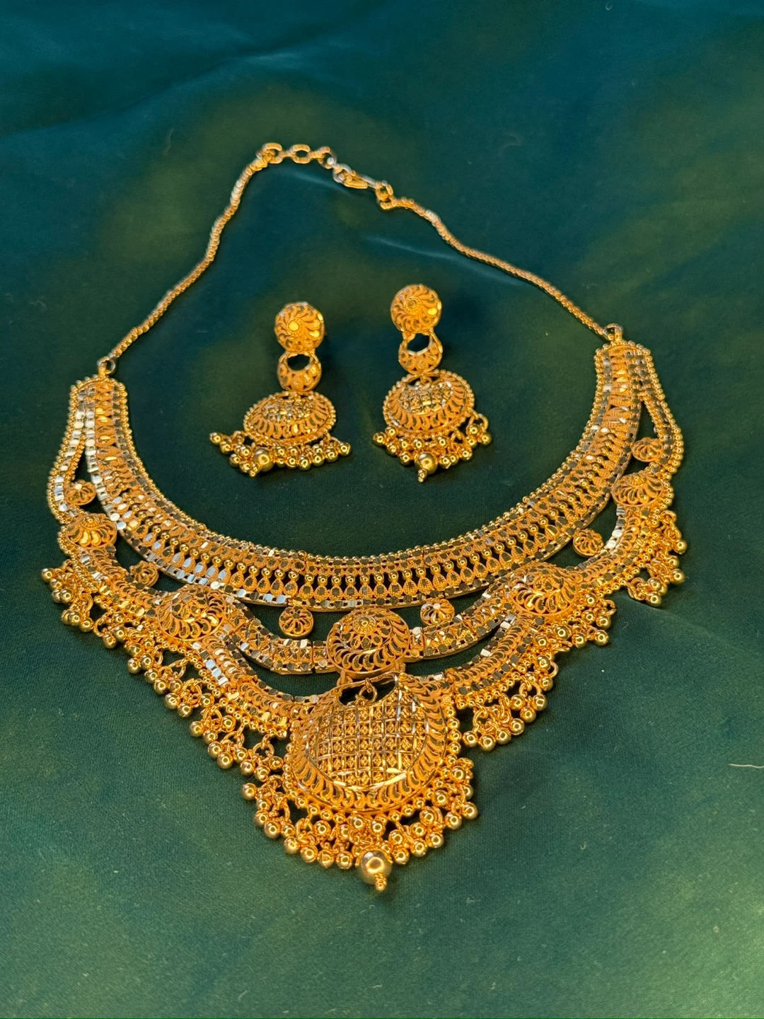 Gold plated Necklace and Earring Set