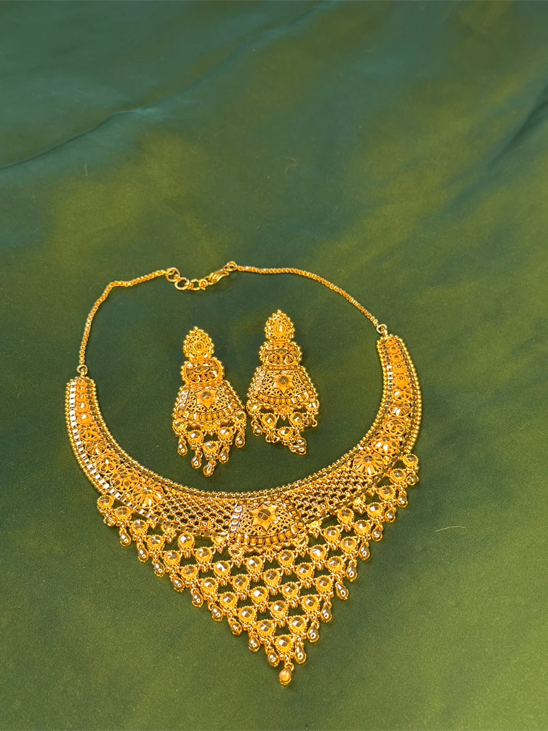 Gold plated Necklace and Earring Set