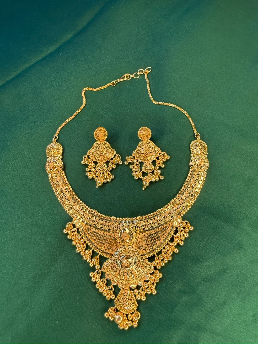 Gold Tone Necklace and Earrings Set