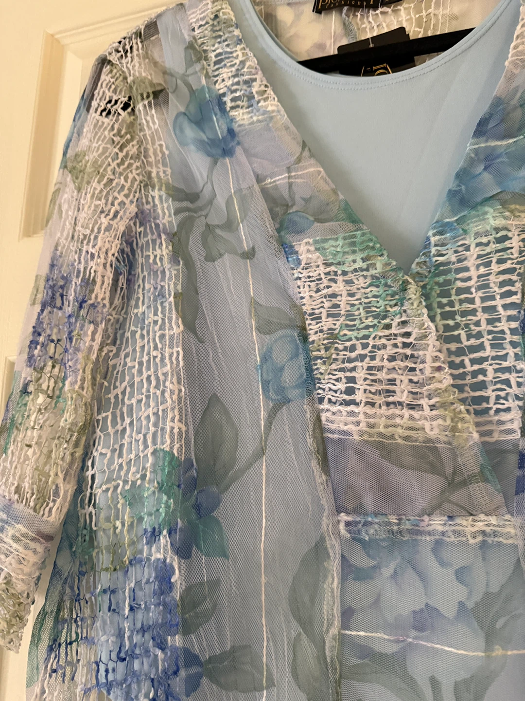 Brand New Picadilly Blue Floral Mesh Tunic Top - photo 3