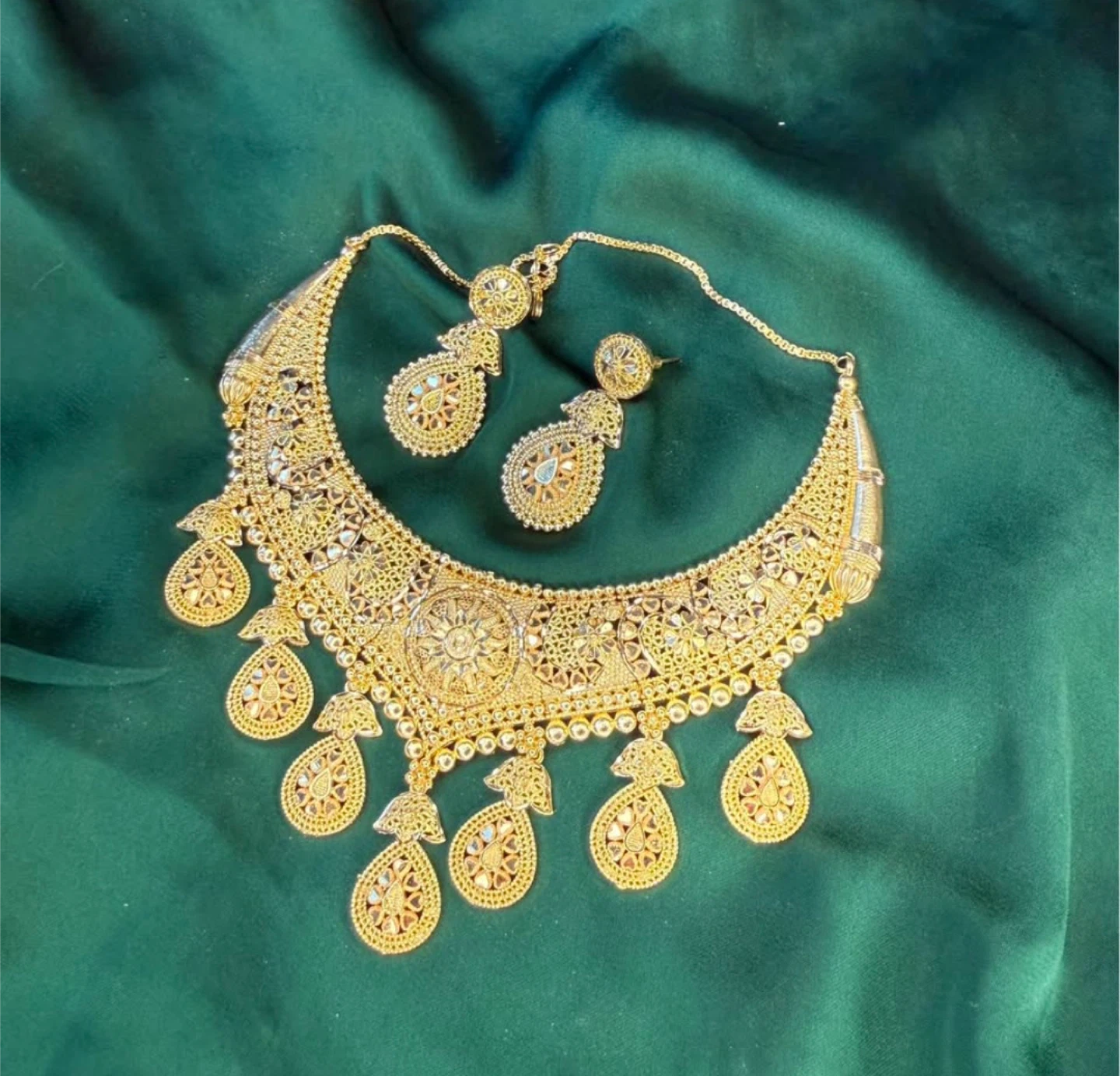 Gold-Tone Indian Necklace and Earrings Set - photo 2