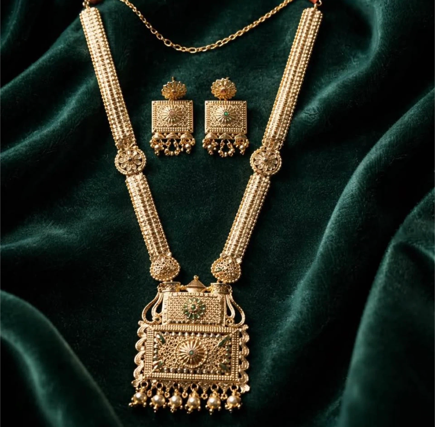 Gold Tone Statement Necklace and Earring Set