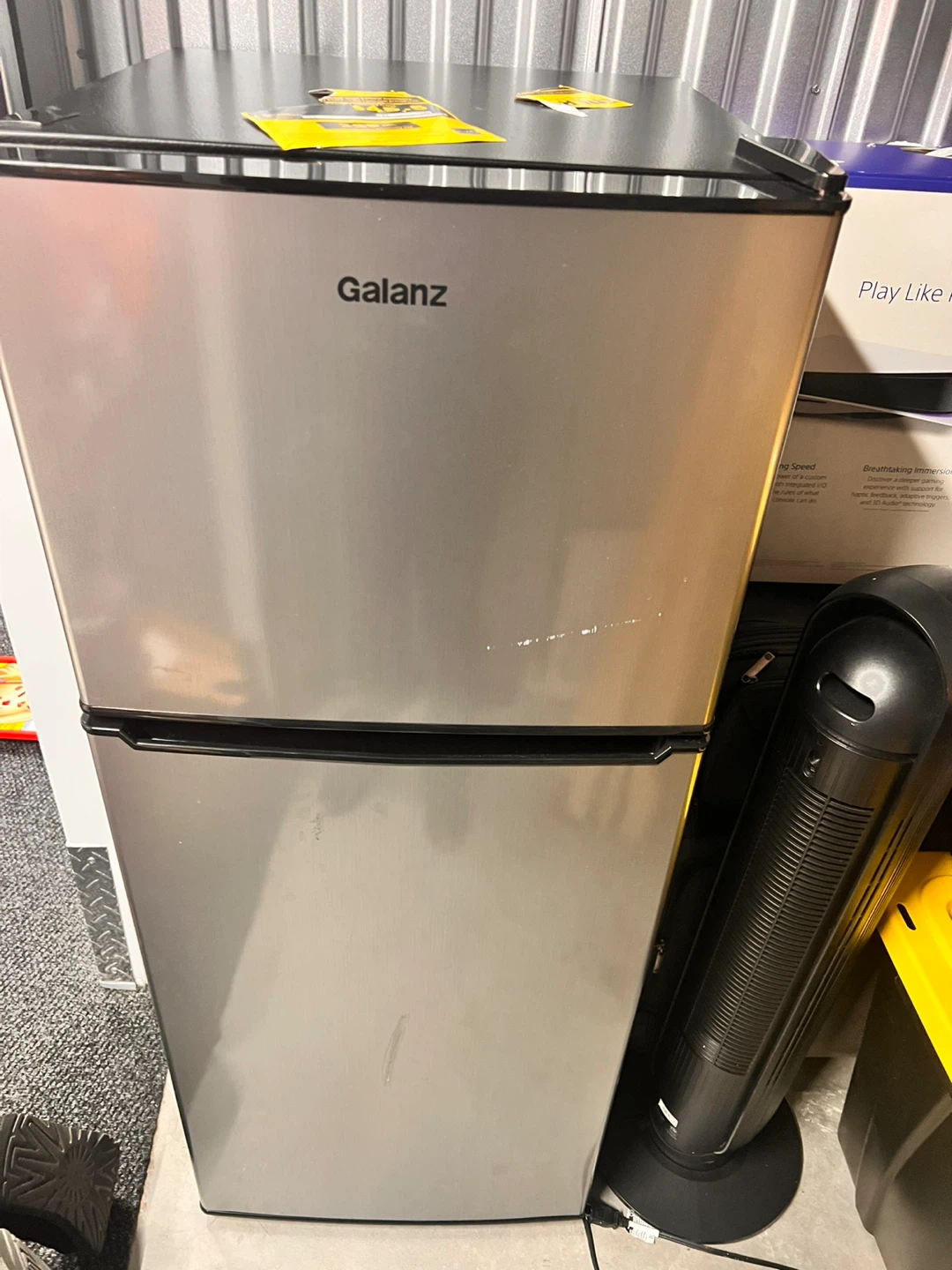 Galanz 4.58 Cu. Ft. Top Freezer Refrigerator - photo 5