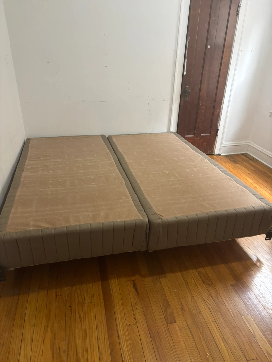 King size box spring with metal frame