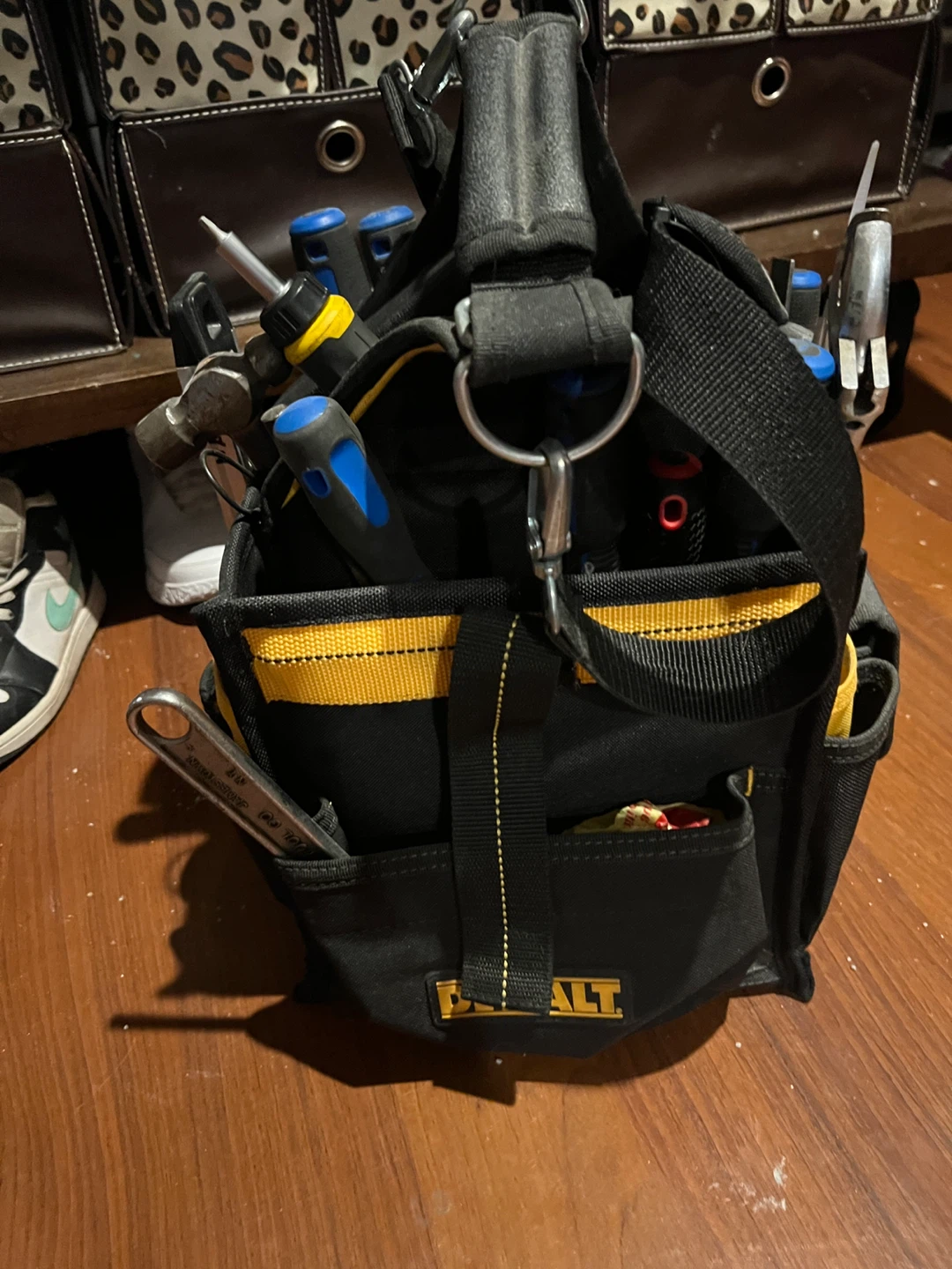 DEWALT Tool Bag - TOOLS NOT INCLUDED