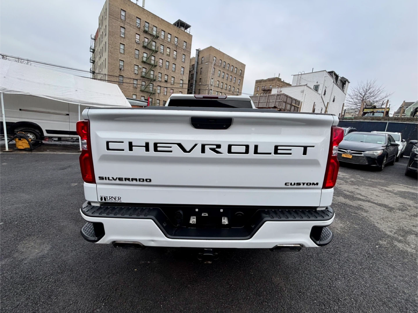 Chevrolet Silverado Custom 2020 87K miles - photo 3