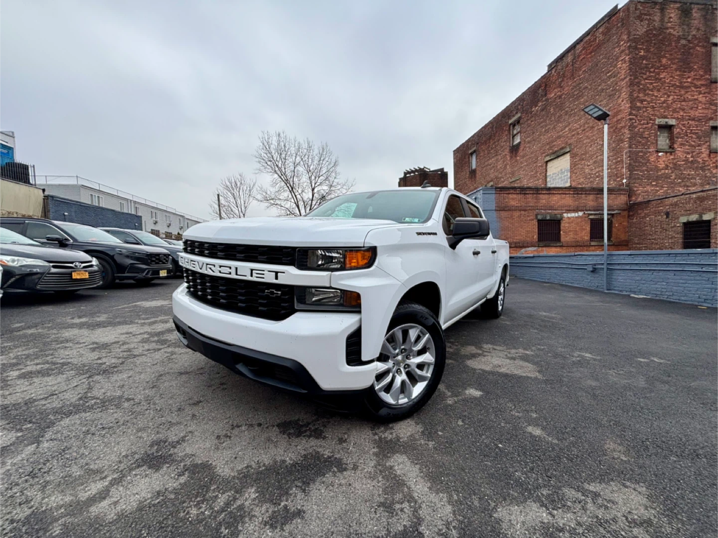 Chevrolet Silverado Custom 2020 87K miles