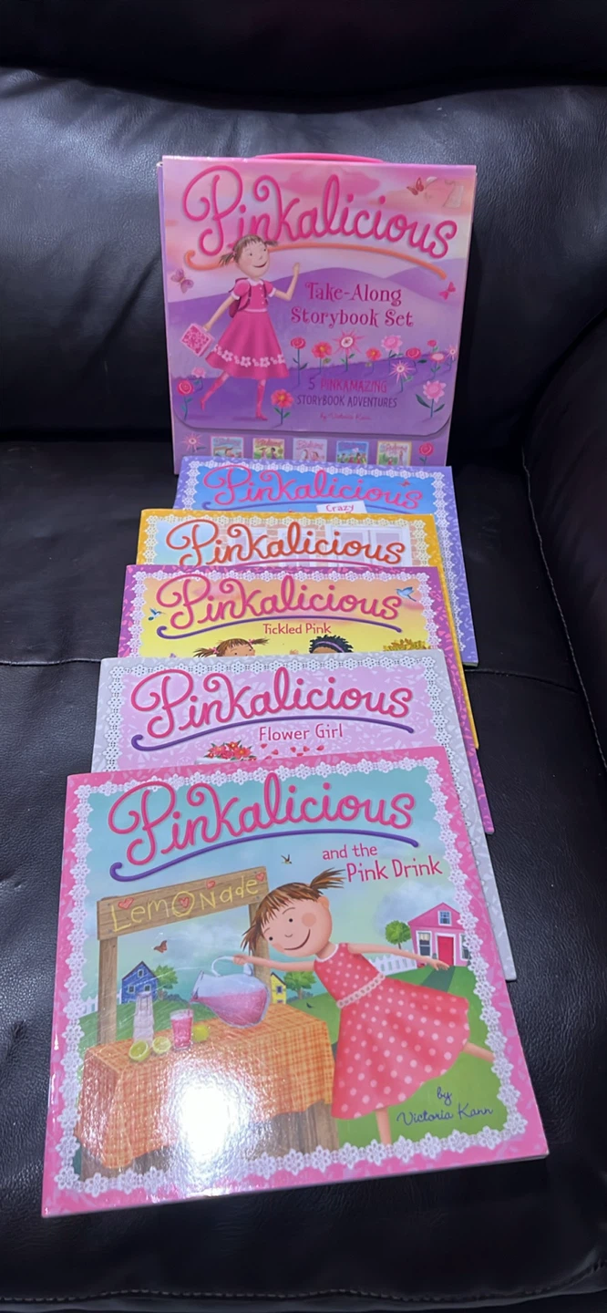 Pinkalicious Take-Along Storybook Set