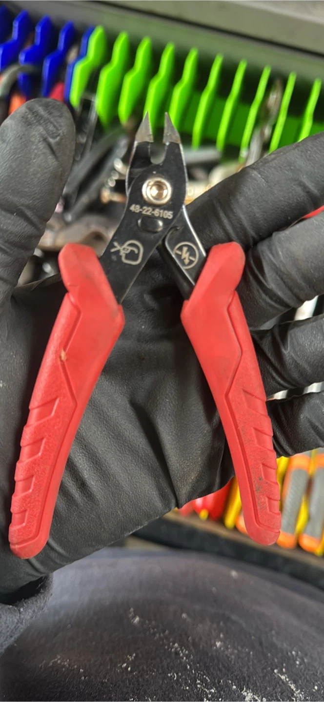 Milwaukee Diagonal Cutting Pliers