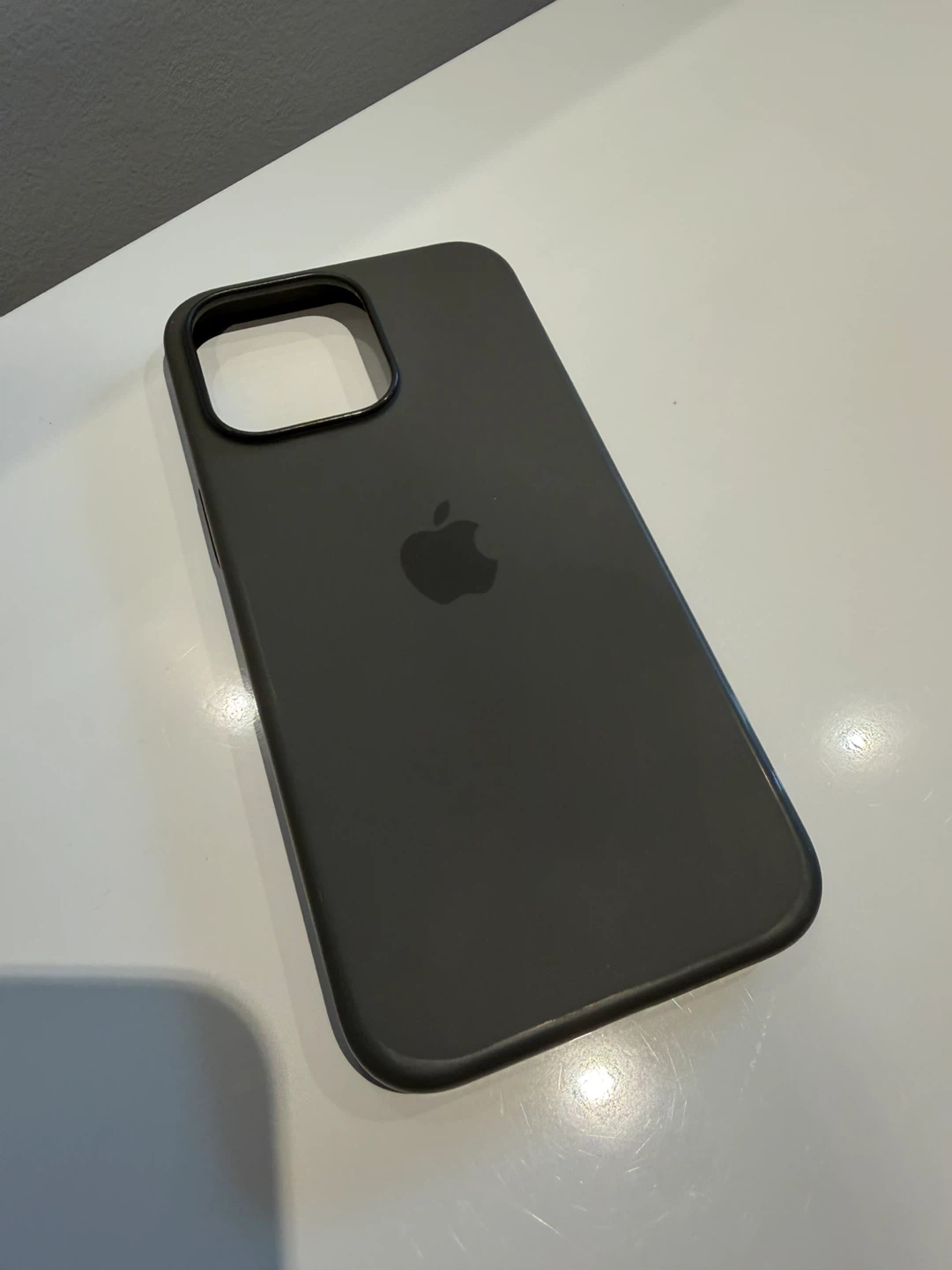 iPhone 15 Pro Max Silicone Case (Gray) - photo 3