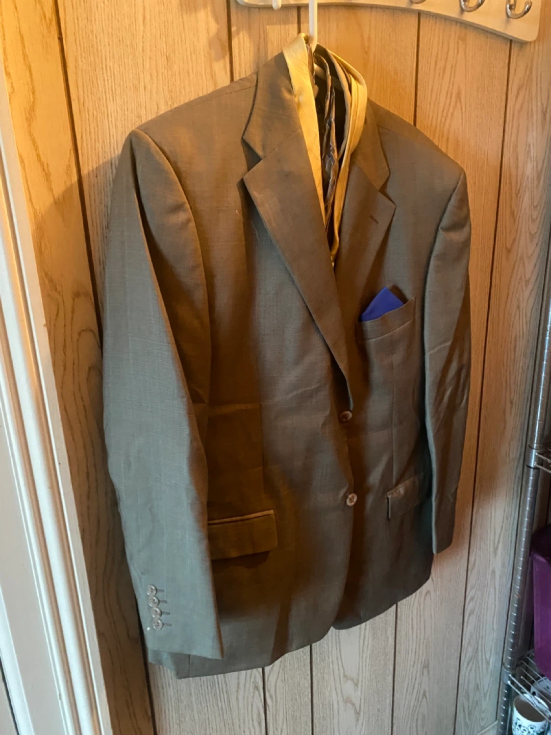 Pronto Uomo Suit Jacket with 2 Ties