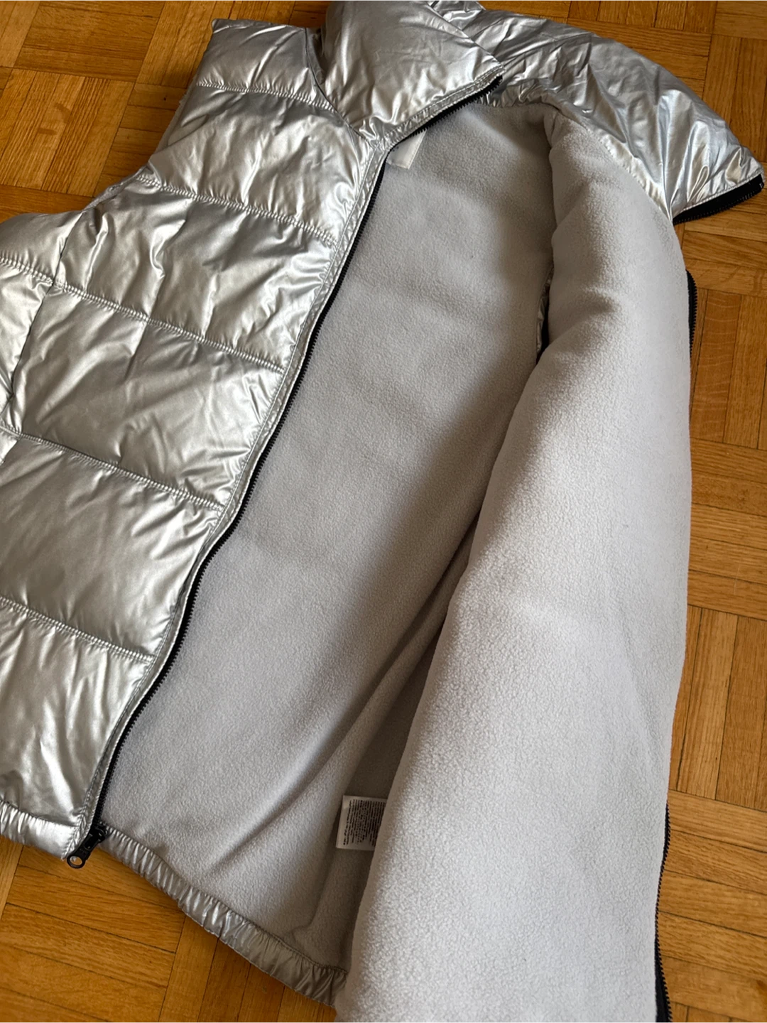 Silver Puffer Vest - photo 2
