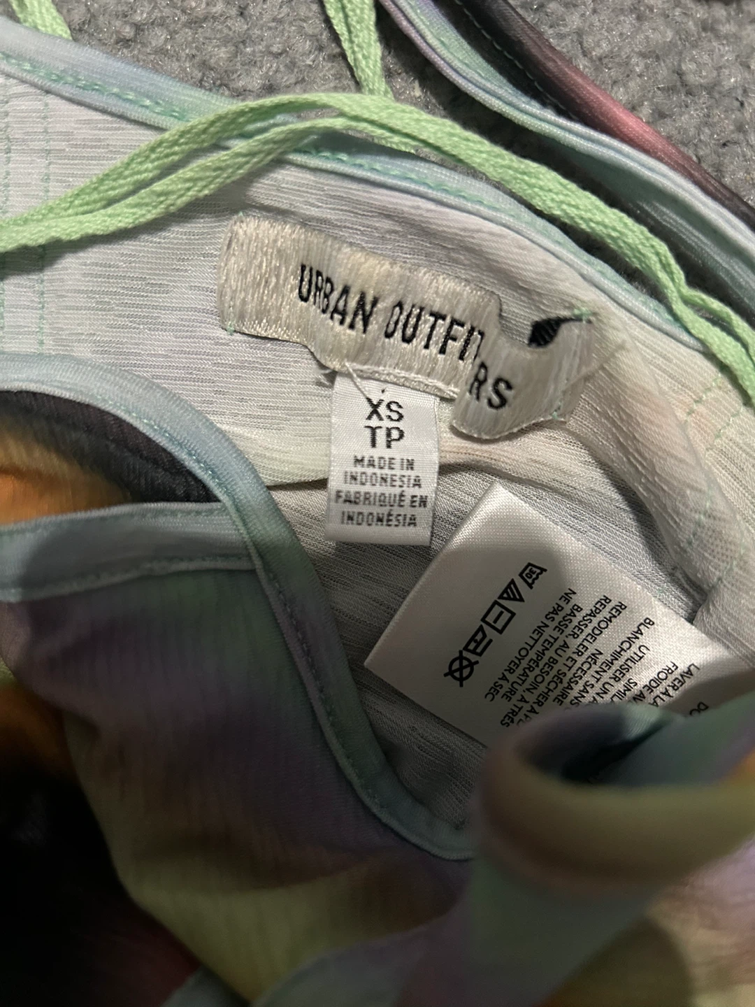 Urban outfitters halter top xs - photo 3