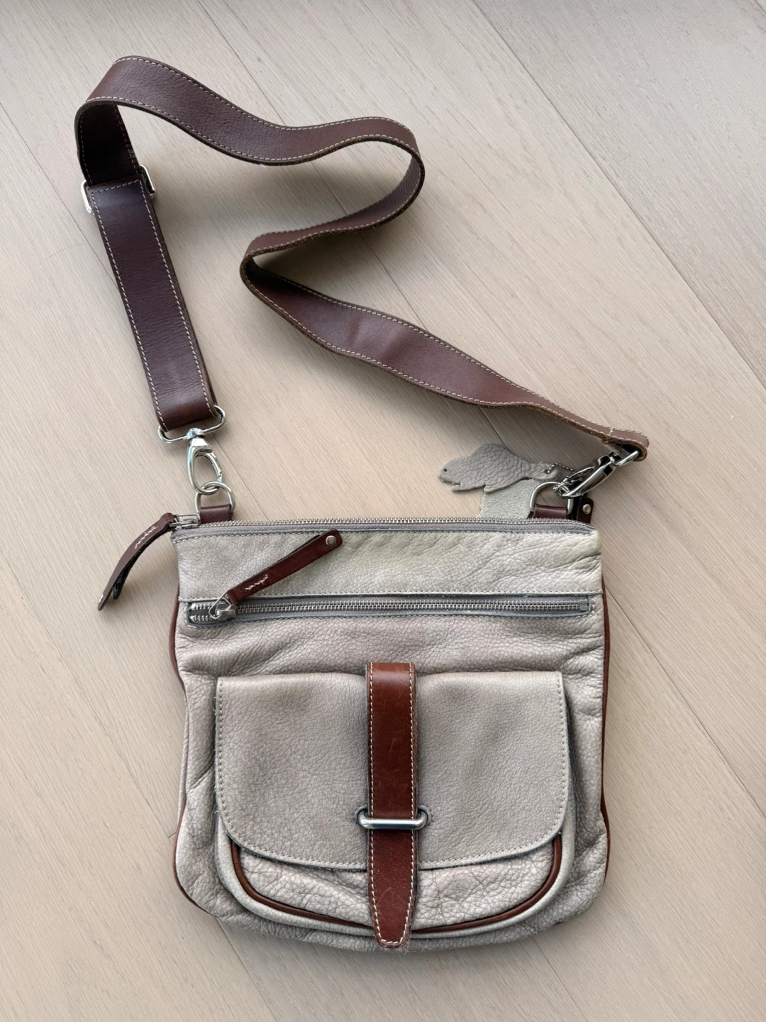 Roots Crossbody Bag - Beige
