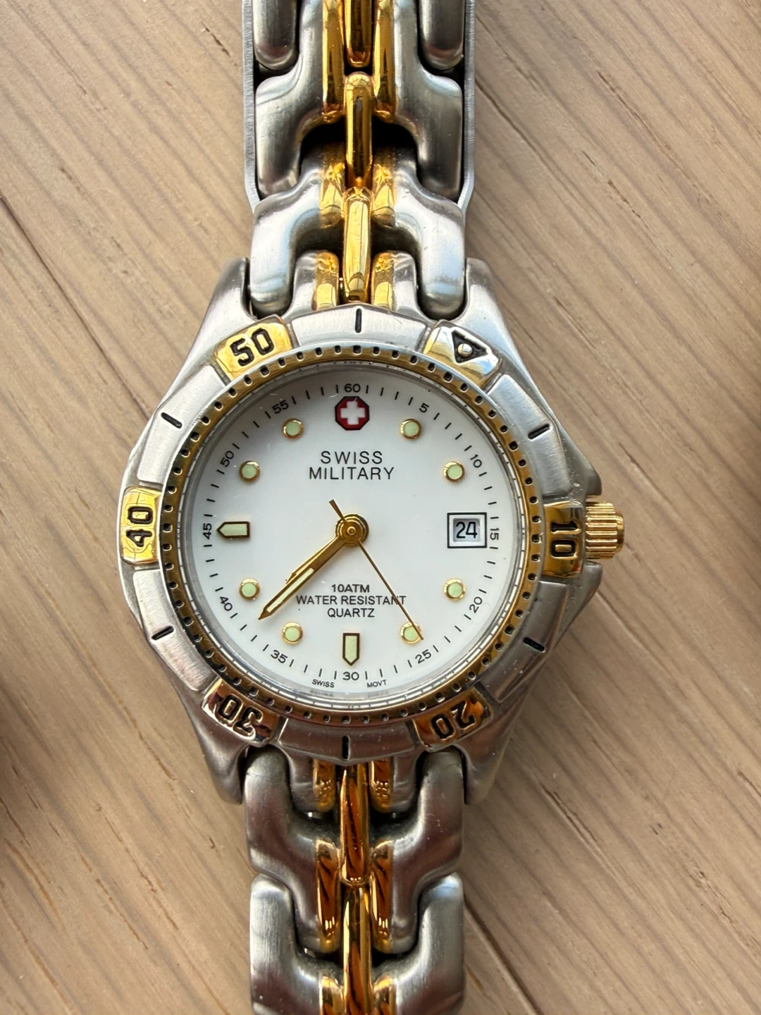 Three Women's Watches - Kenneth Cole, Swiss Military, Casio - photo 3