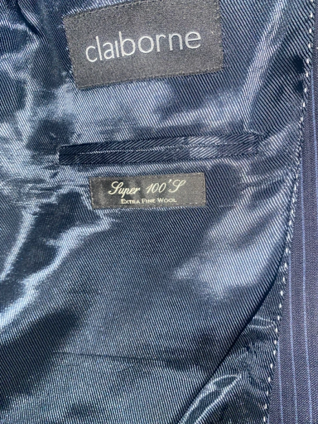 Claiborne Men's Super 100's Wool Suit with Protocol Tie - photo 3
