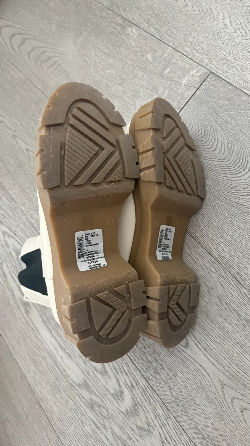 Chinese Laundry White Chelsea Boots - Size 10 - photo 2