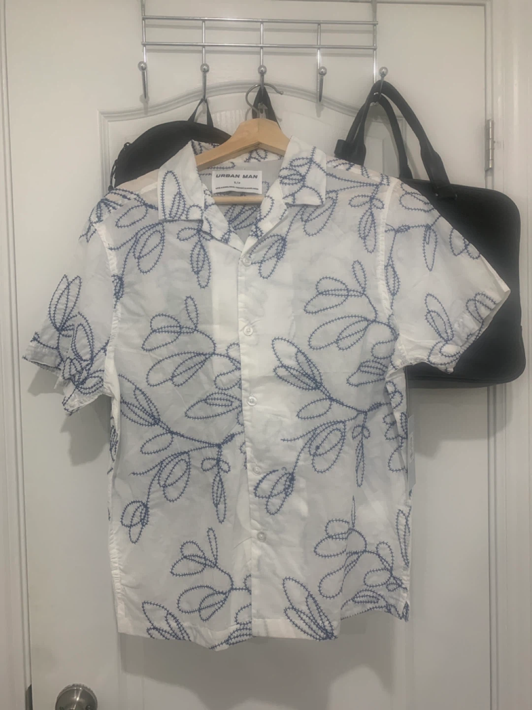 Urban Man White & Blue Embroidered Short Sleeve Shirt S/P
