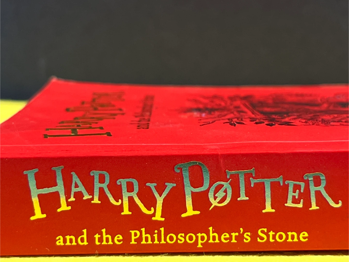 Harry Potter and the Philosopher's Stone Gryffindor Edition