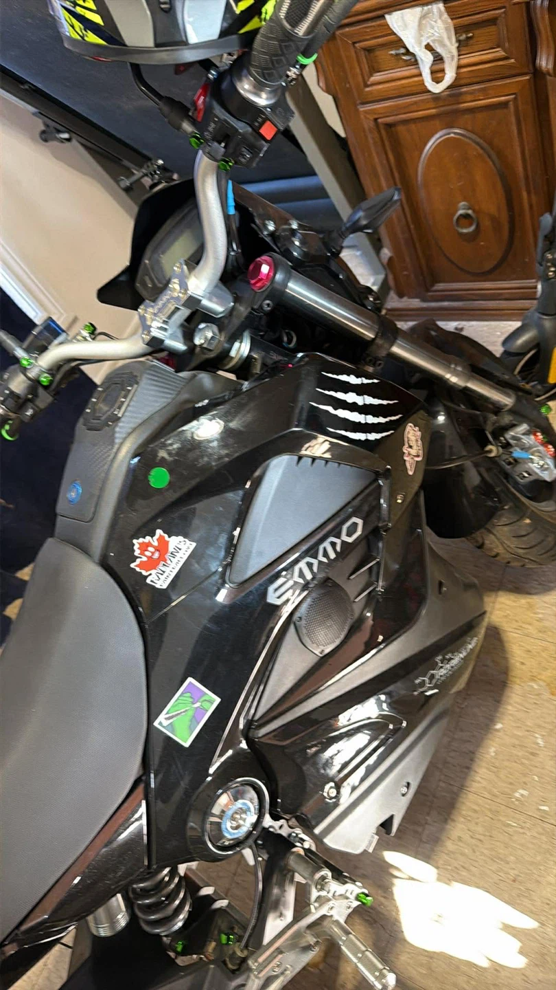 EMMO Knight turbo Motorcycle