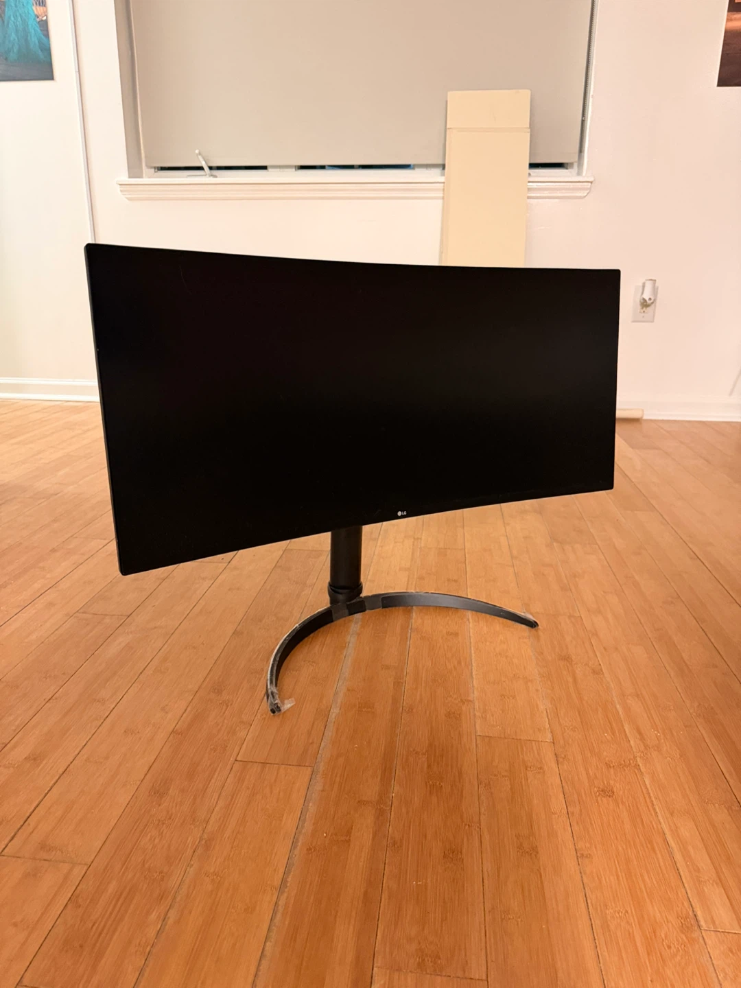 LG 34" UltraWide WQHD HDR 100Hz Curved Monitor - photo 2