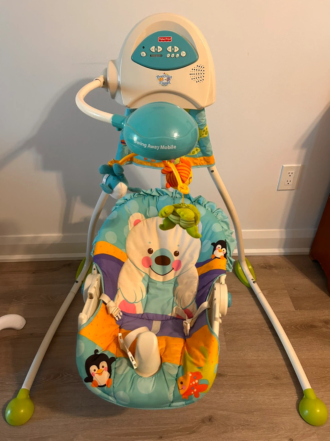 Fisher-Price "Swing Away Mobile" Baby Swing - photo 2