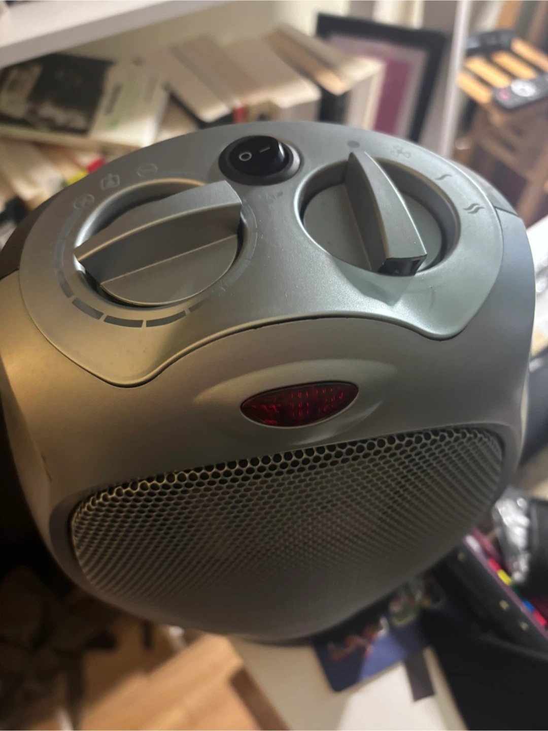 Amazon Basics Portable Electric Space Heater - photo 2
