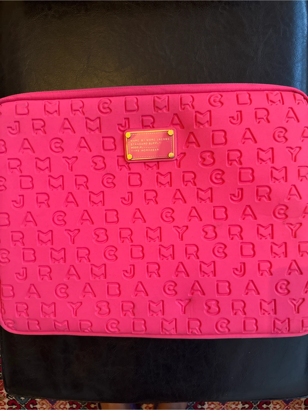 Marc by Marc Jacobs Neon Pink Laptop Sleeve - photo 3