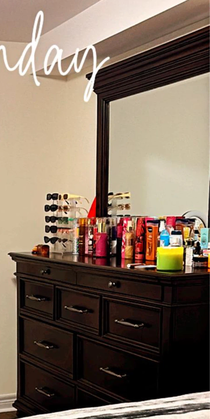 Dresser - photo 2
