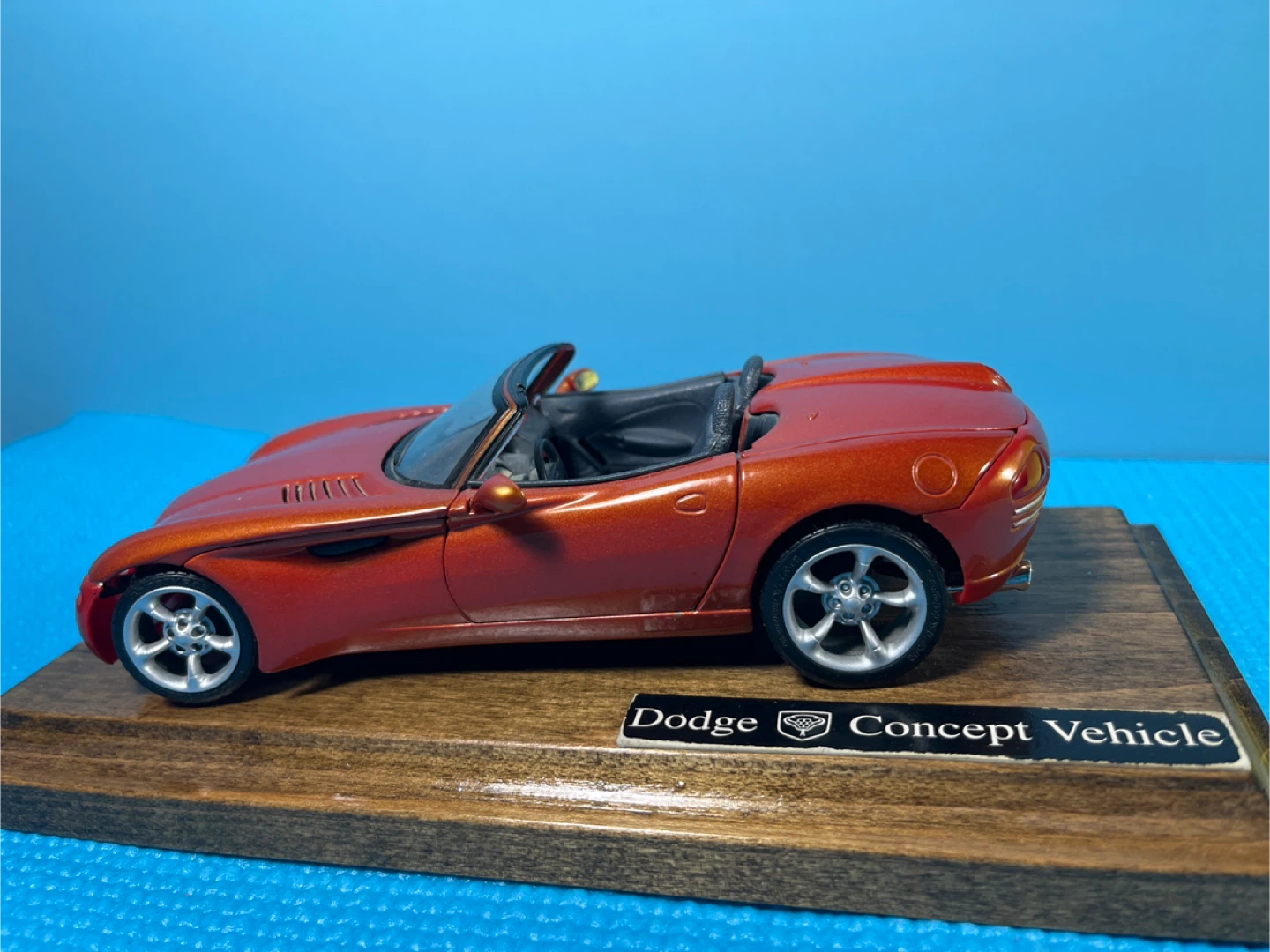 1:18 Maisto Dodge Copperhead Concept Diecast - Orange - photo 2
