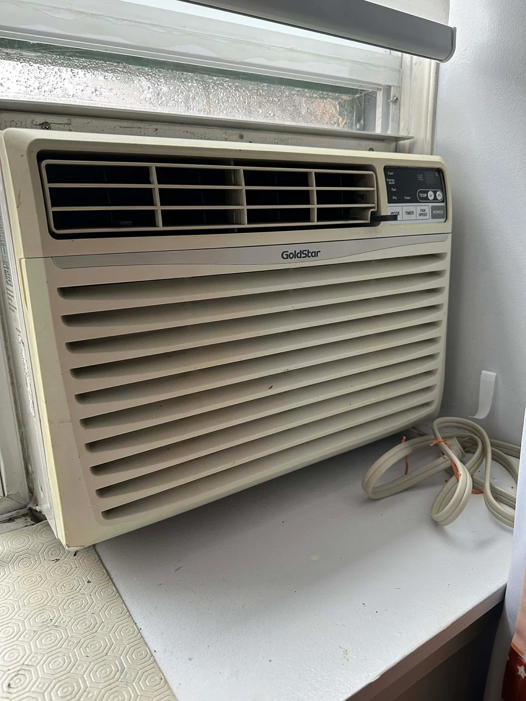 GoldStar Window Air Conditioner
