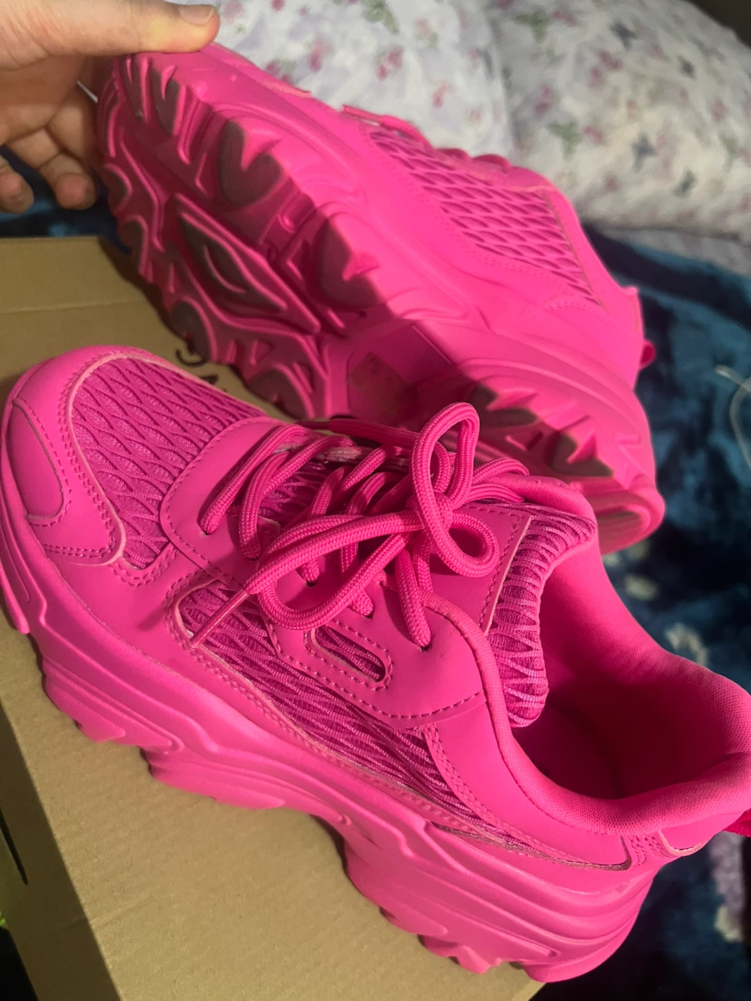 GLOWY Pink Chunky Sneakers - Size 6.5 - photo 3