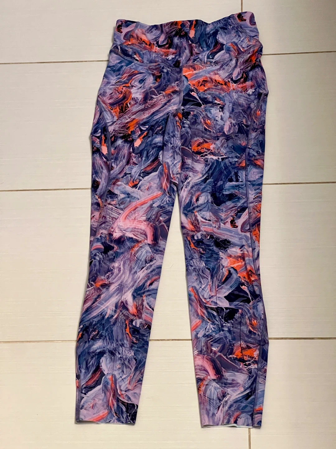 Lululemon Size 4 Abstract Print Leggings