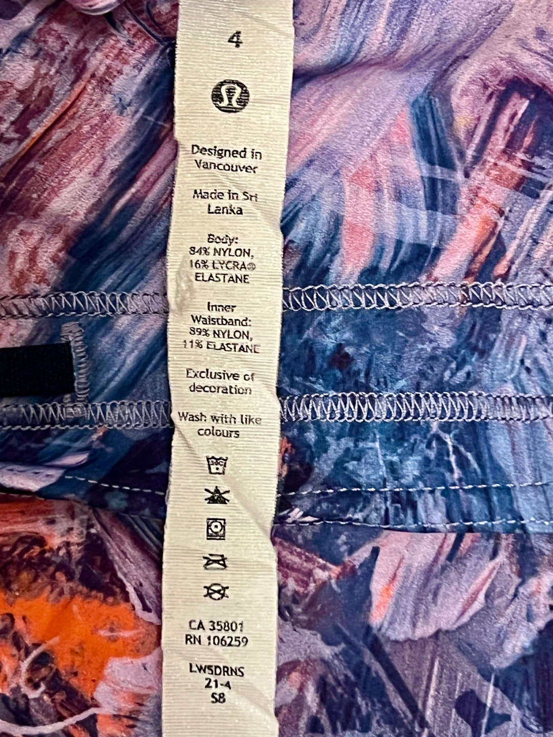 Lululemon Size 4 Abstract Print Leggings - photo 3