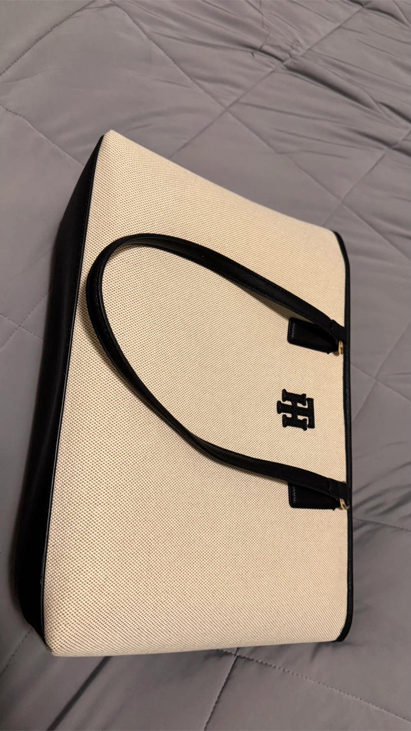 Tommy Hilfiger Tote Bag