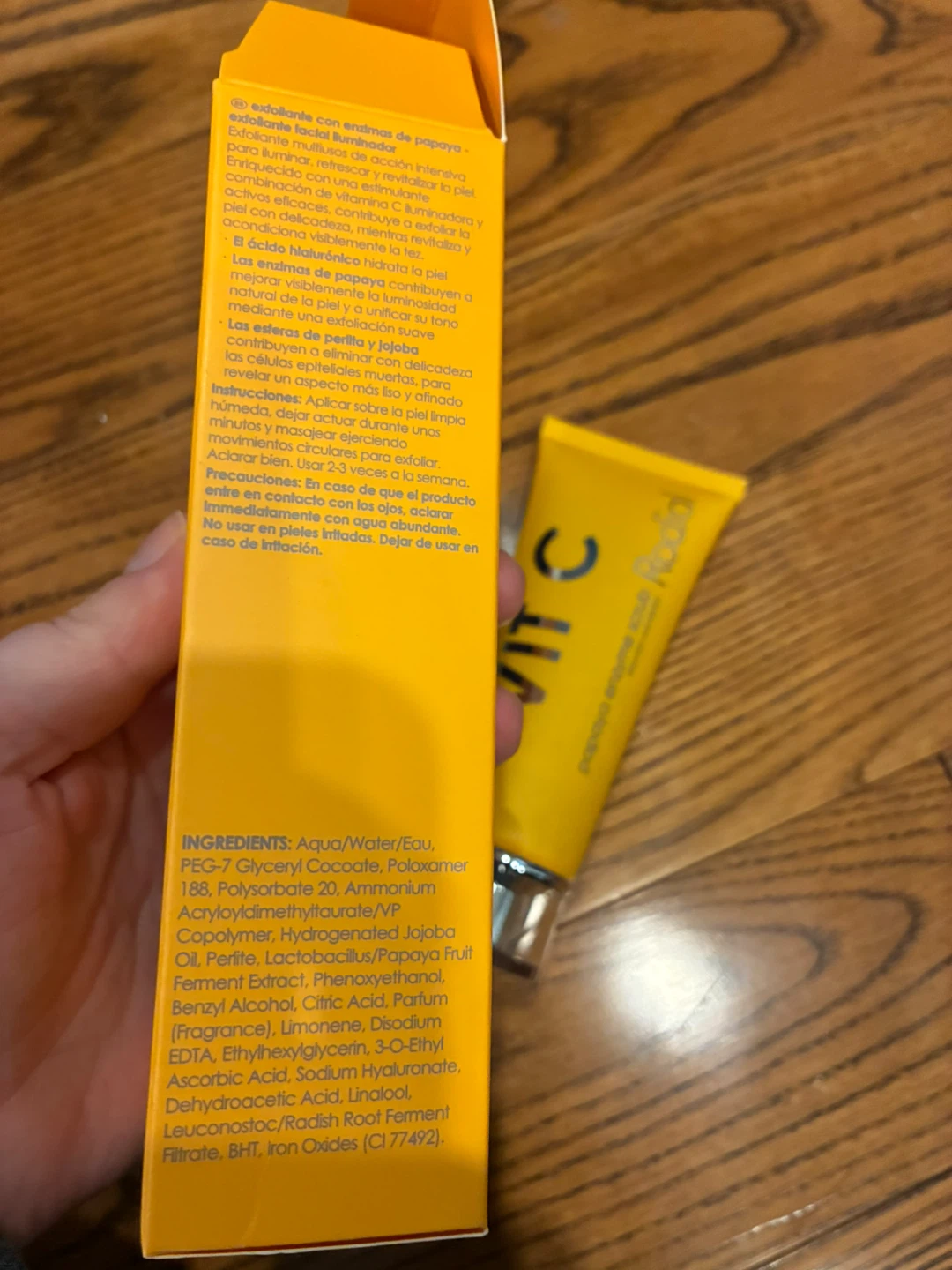 Rodial Vit C Papaya Enzyme Scrub - photo 4