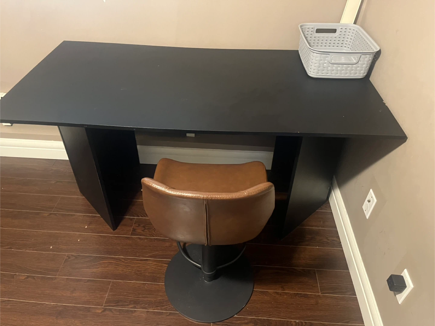 Black Desk with Brown Swivel Chair - photo 3