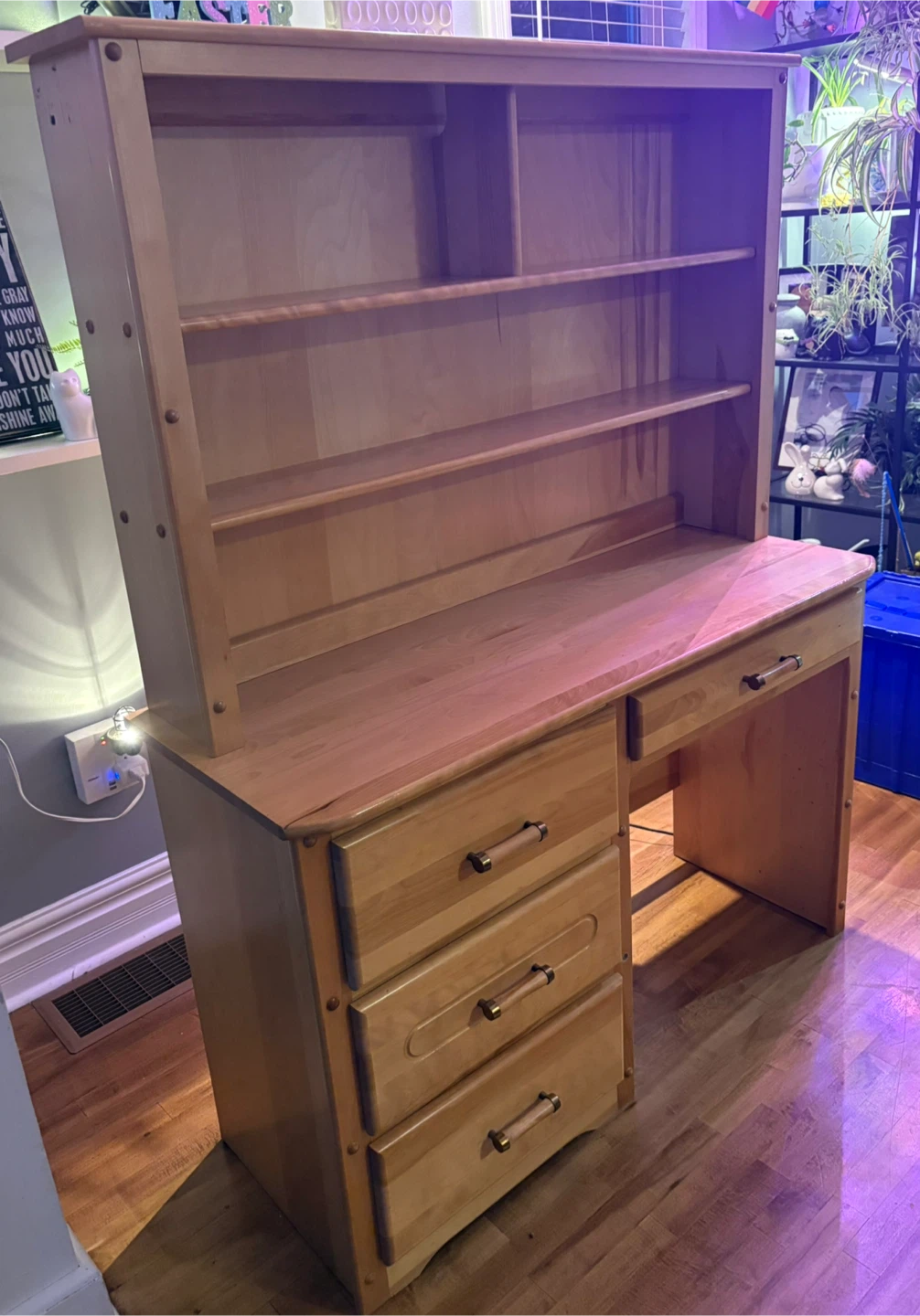 Light Wood Desk with Hutch and Storage - photo 5