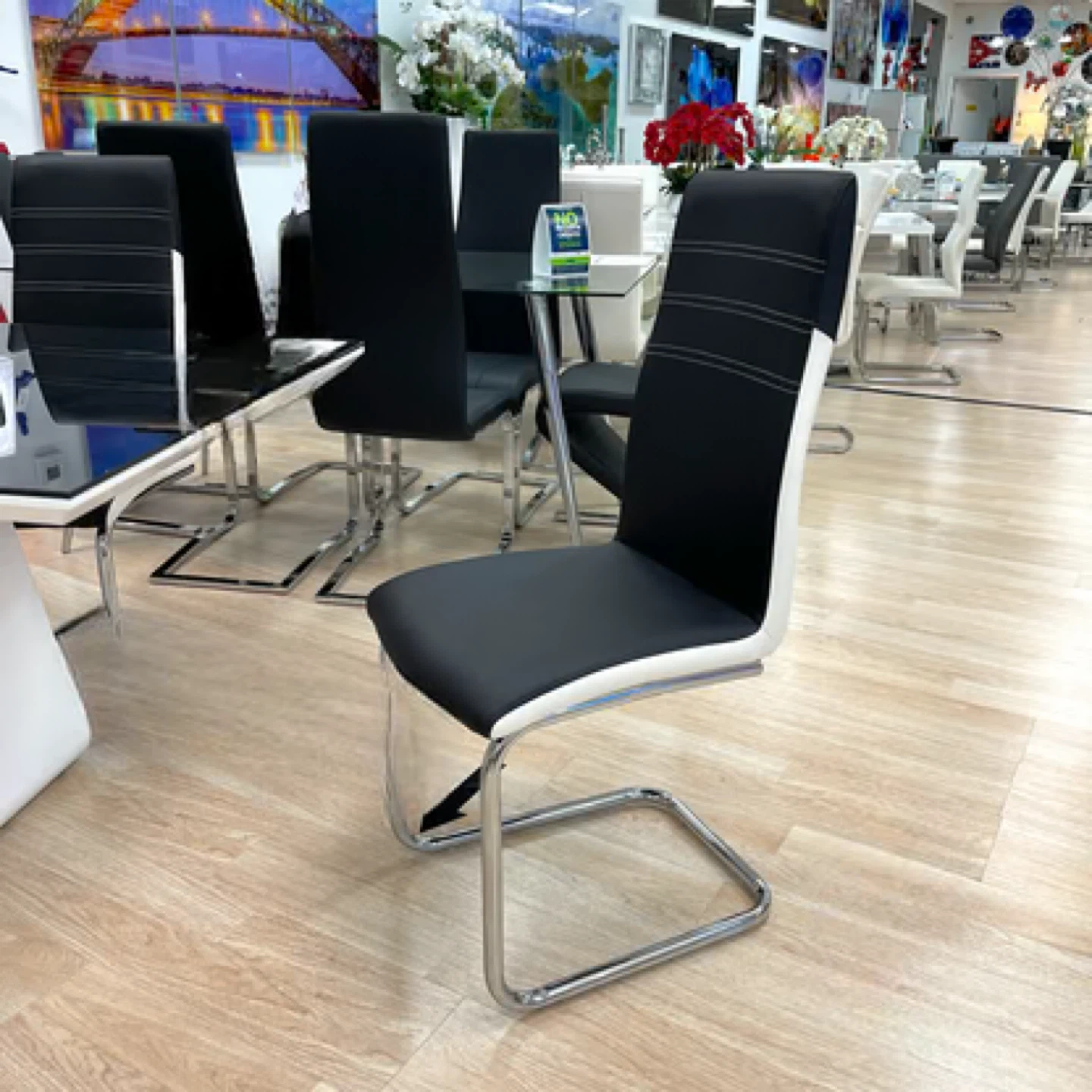 Black and White Dining Chair 6 and table - photo 4