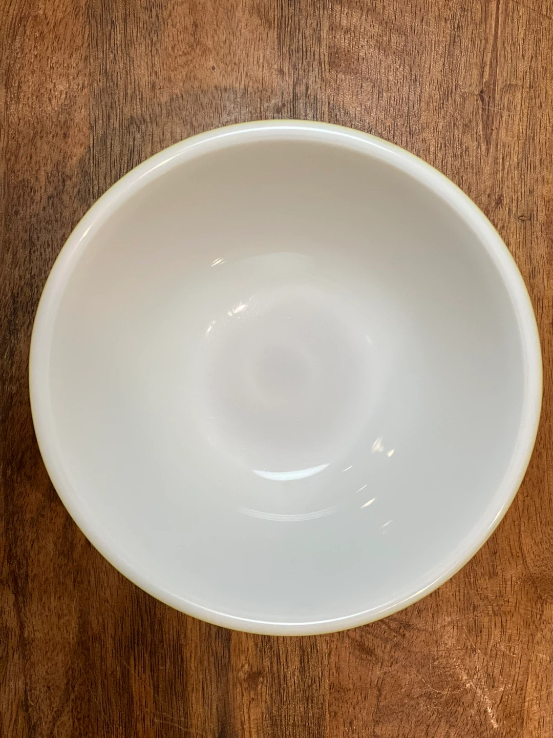 Vintage Pyrex 1.5-pint Primary Yellow Mixing Bowl #401 - photo 3