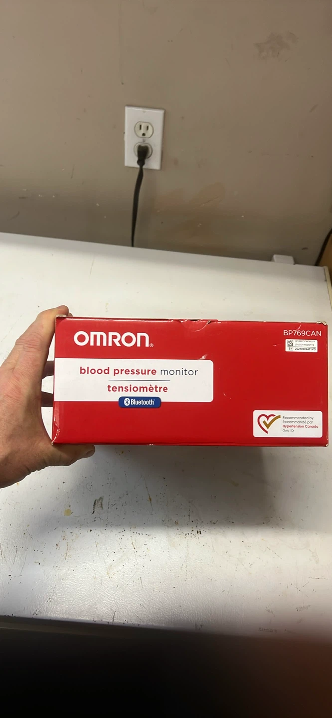 Omron Blood Pressure Monitor - photo 4