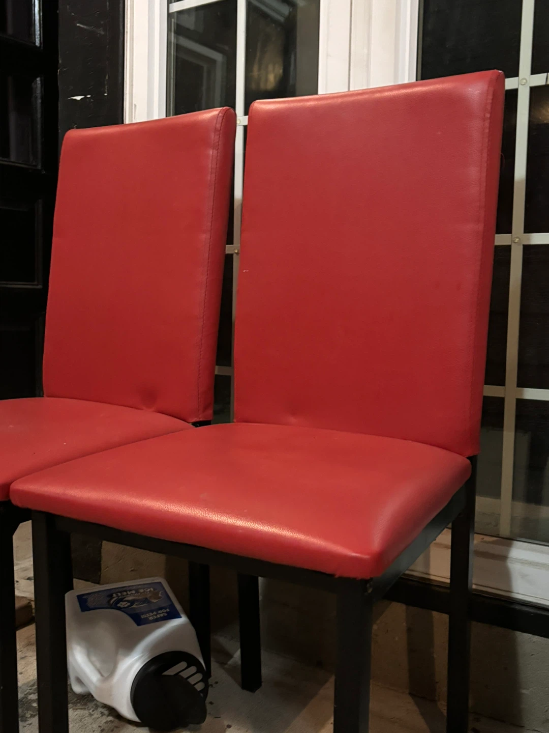 Set of 4 Red Dining Chairs - photo 4