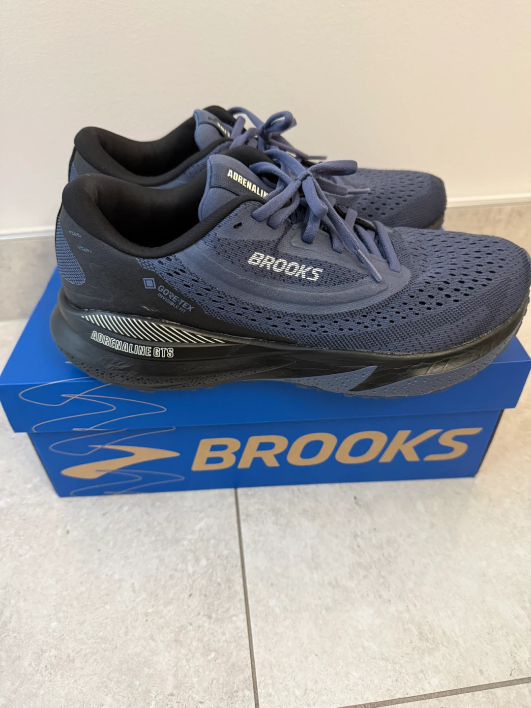 Brooks Adrenaline GTS 24 GTX Men's Running Shoes Size 8