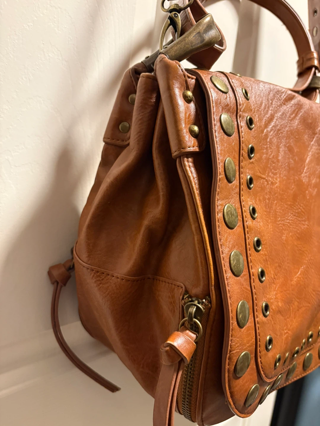 Steve Madden Brown Vegan Leather Shoulder Bag with Studs - photo 4
