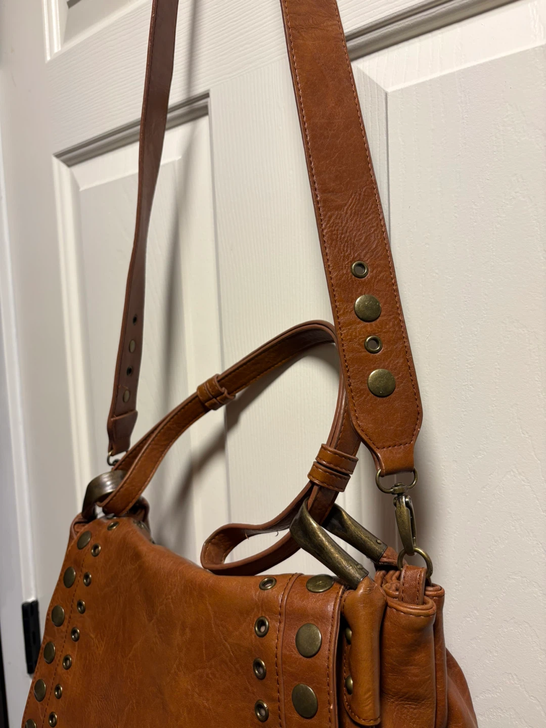 Steve Madden Brown Vegan Leather Shoulder Bag with Studs - photo 5