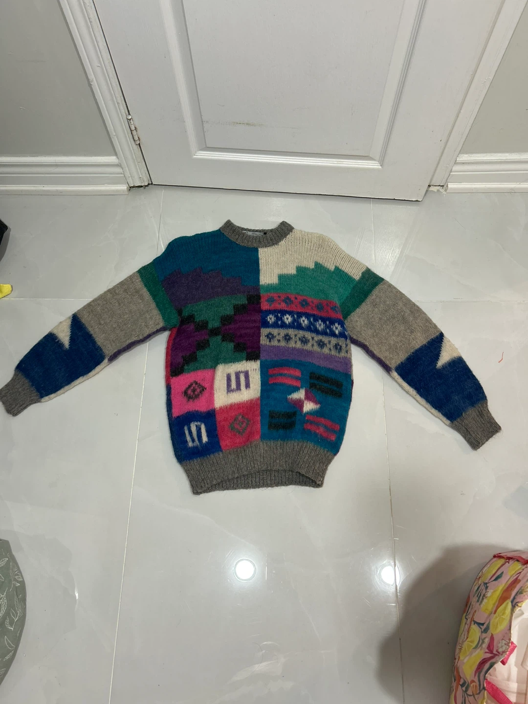 Otavalo Handicrafts 100% Wool Sweater M/L