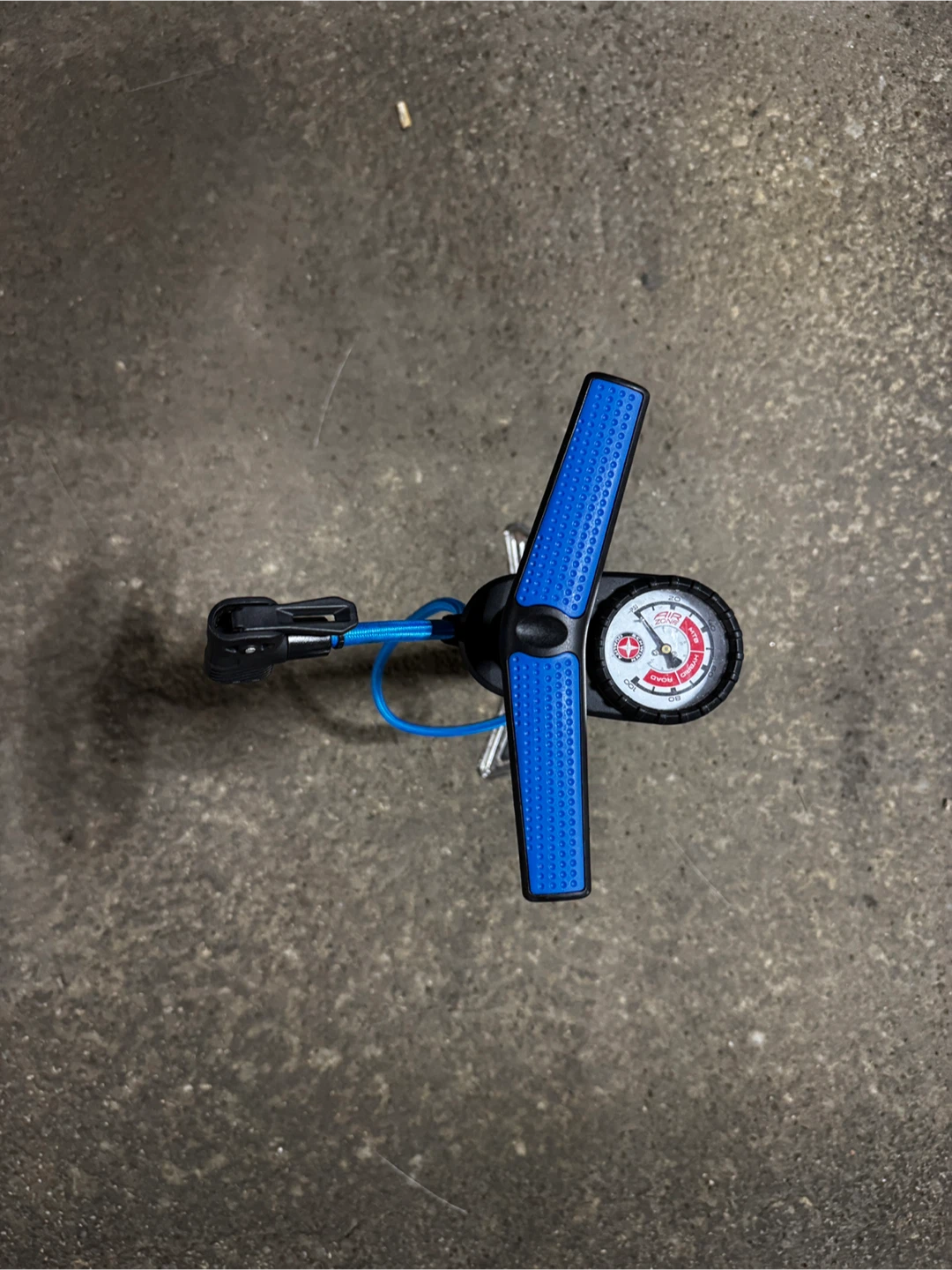 Schwinn Floor Bike Pump with Gauge - photo 2