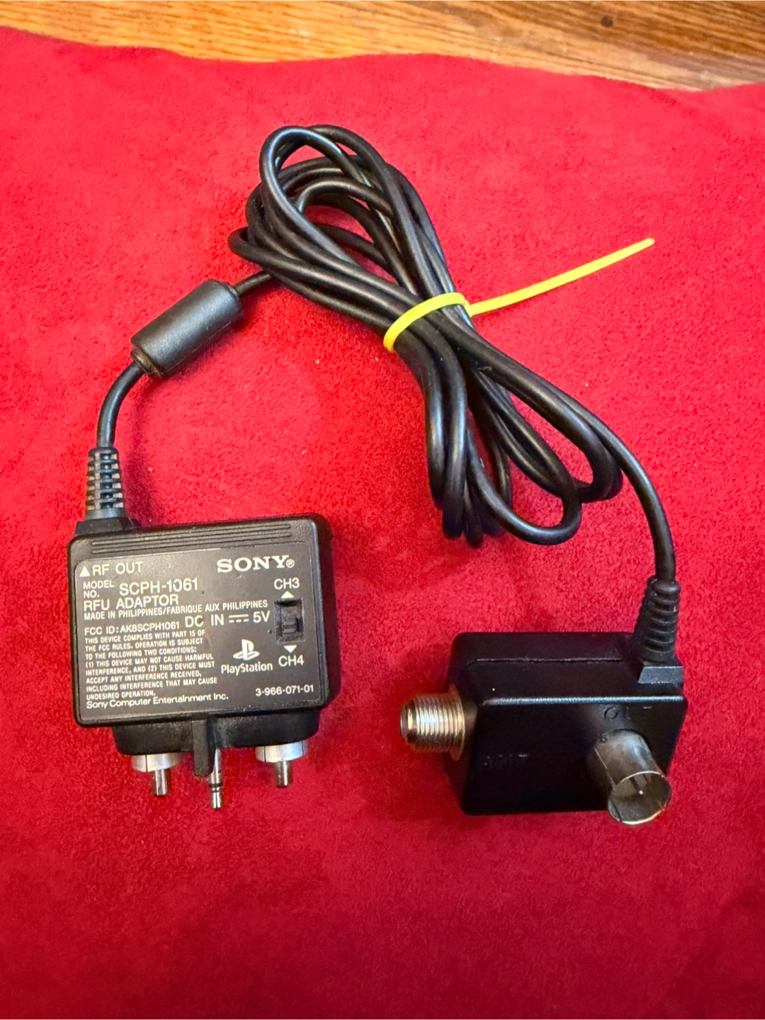 Sony PlayStation RFU Adapter SCPH-1061 - photo 5